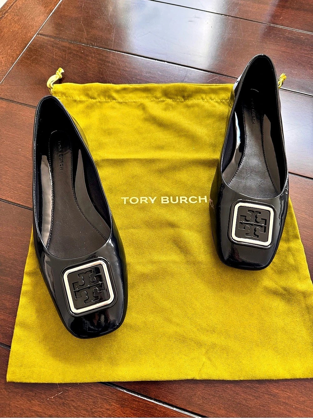 Tory Burch Minnie Travel Ballet Flats in Patent Navy